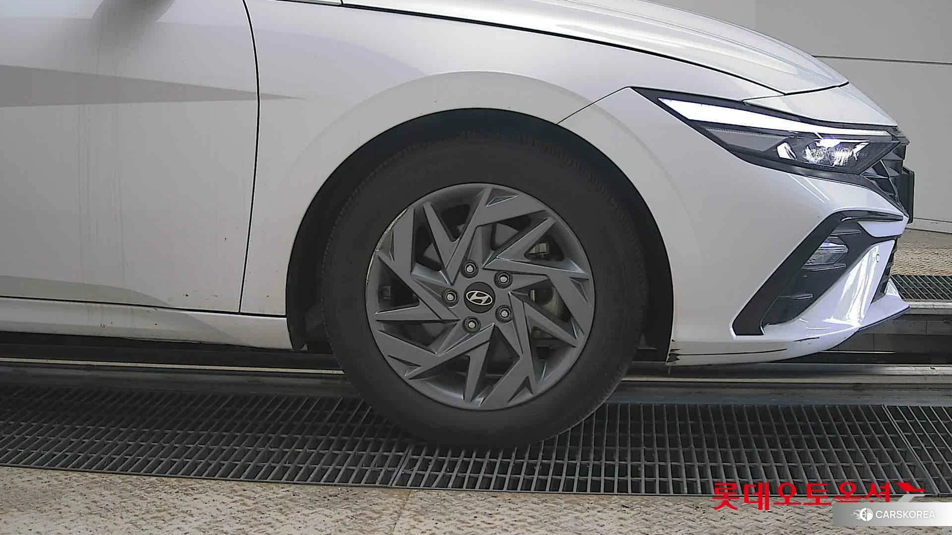 Hyundai Avante id 4296739 из Кореи 15