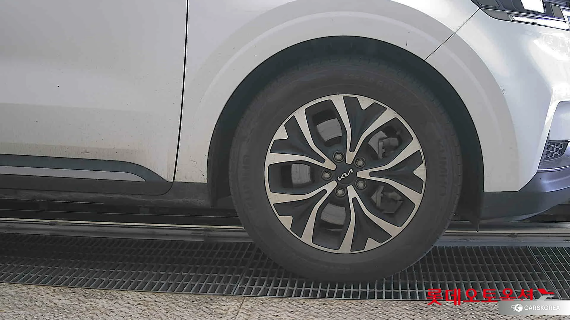 Kia Carnival id 3882082 из Кореи 15