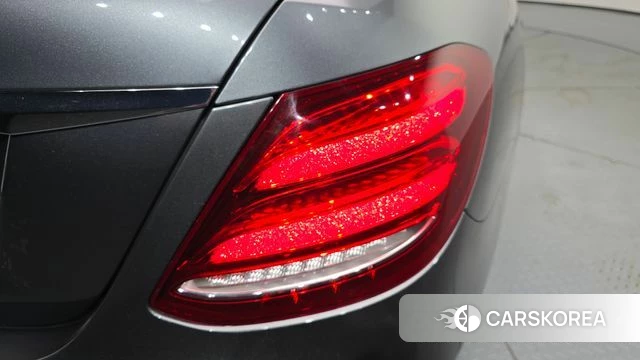Mercedes-Benz E-Class W213 id 4477388 из Кореи 15