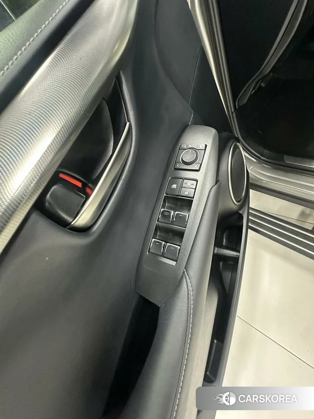 Lexus NX id 4207661 из Китая 15