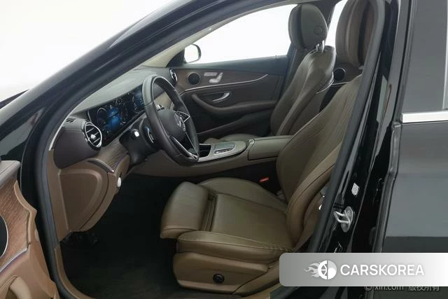 Mercedes-Benz E-class id 4334707 из Китая 15