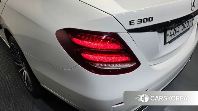 Mercedes-Benz E-Class W213 id 4356619 из Кореи 15