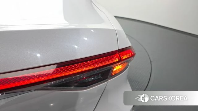 Hyundai The New Grandeur IG Hybrid id 4330415 из Кореи 15