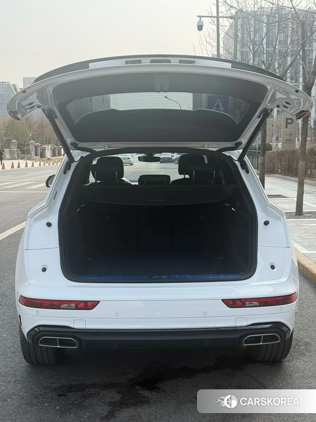 Audi Q5L id 4275728 из Китая 15