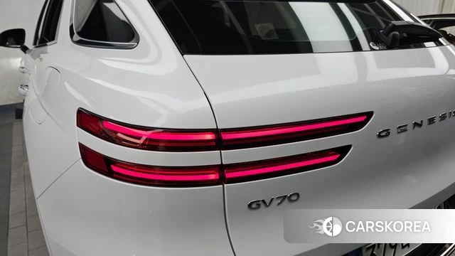 Genesis GV70 id 4665138 из Кореи 15