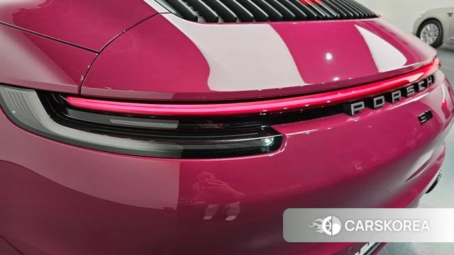 Porsche 911(992) id 4230282 из Кореи 15