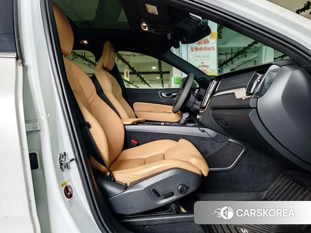 Volvo XC60 id 4238323 из Китая 15