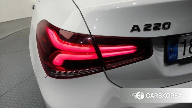 Mercedes-Benz A-Class W177 id 4349892 из Кореи 15