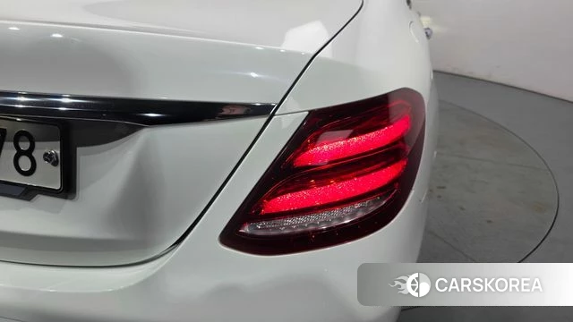 Mercedes-Benz E-Class W213 id 4536338 из Кореи 15