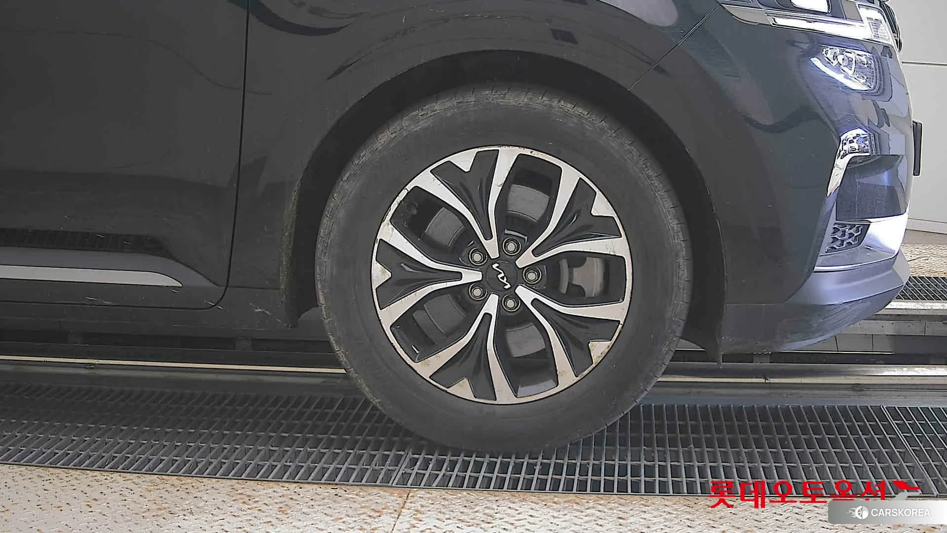 Kia Carnival id 4902344 из Кореи 15