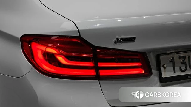 BMW 5 Series (G30) id 4626321 из Кореи 15