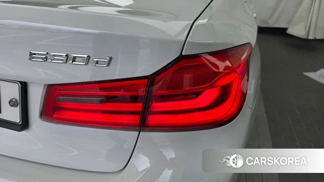 BMW 5 Series (G30) id 4633041 из Кореи 15