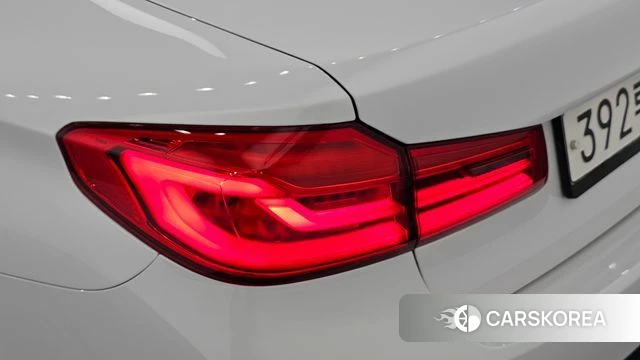 BMW 5 Series (G30) id 4496362 из Кореи 15
