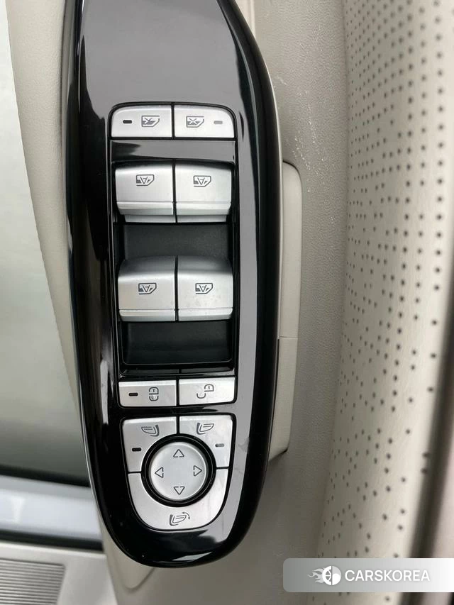 Denza D9 DM id 4026791 из Китая 15
