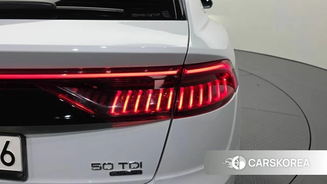 Audi Q8 (4M) id 4835982 из Кореи 15