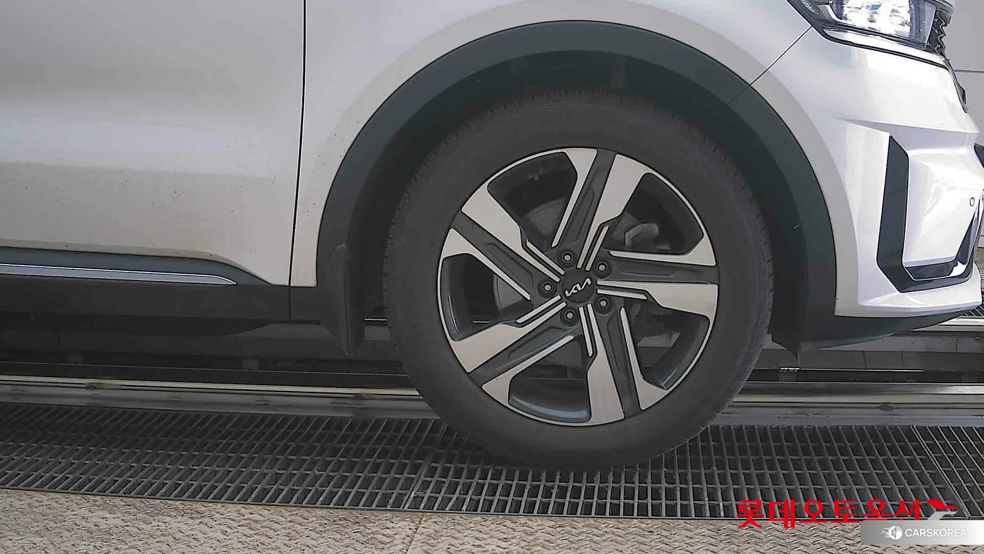 Kia Sorento Hybrid id 3888423 из Кореи 15