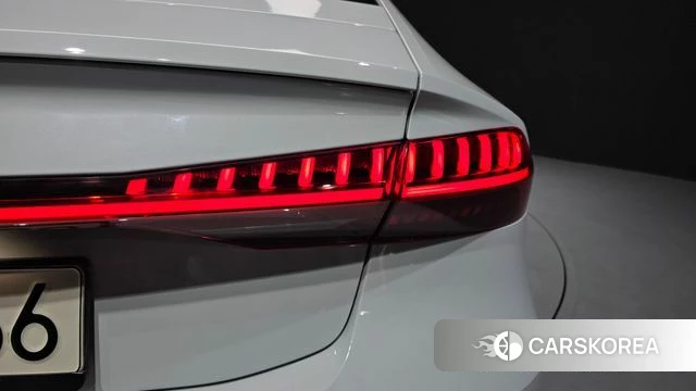 Audi A7 (4K) id 4666804 из Кореи 15