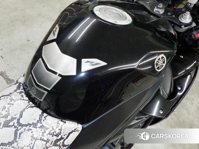 Yamaha YZF-R1 id 4182870 из Японии 15
