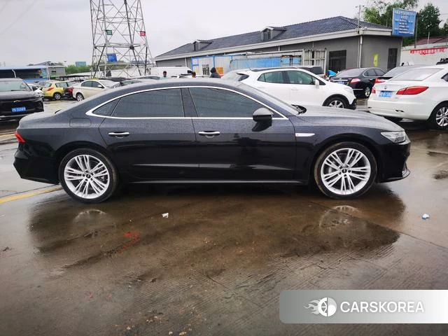 Audi A7L id 4238997 из Китая 15