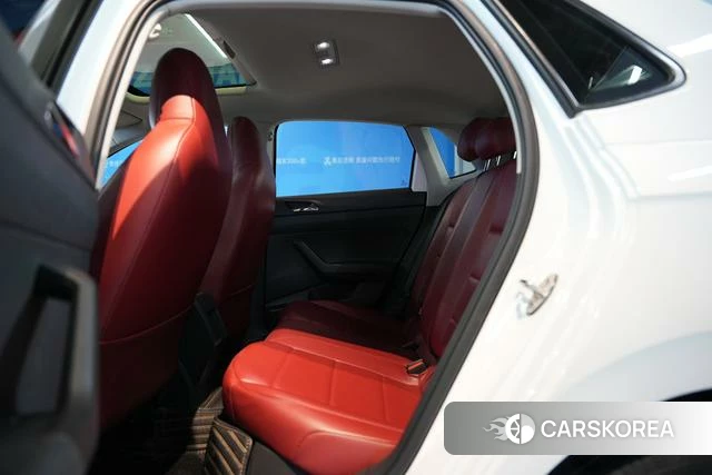 Volkswagen Polo id 4258641 из Китая 15