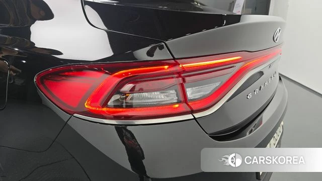 Hyundai Grandeur IG id 4331480 из Кореи 15