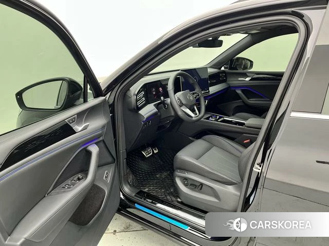 Volkswagen Tiguan L id 4258914 из Китая 15