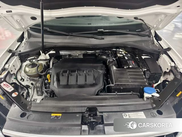 Volkswagen Tiguan L id 4290500 из Китая 15