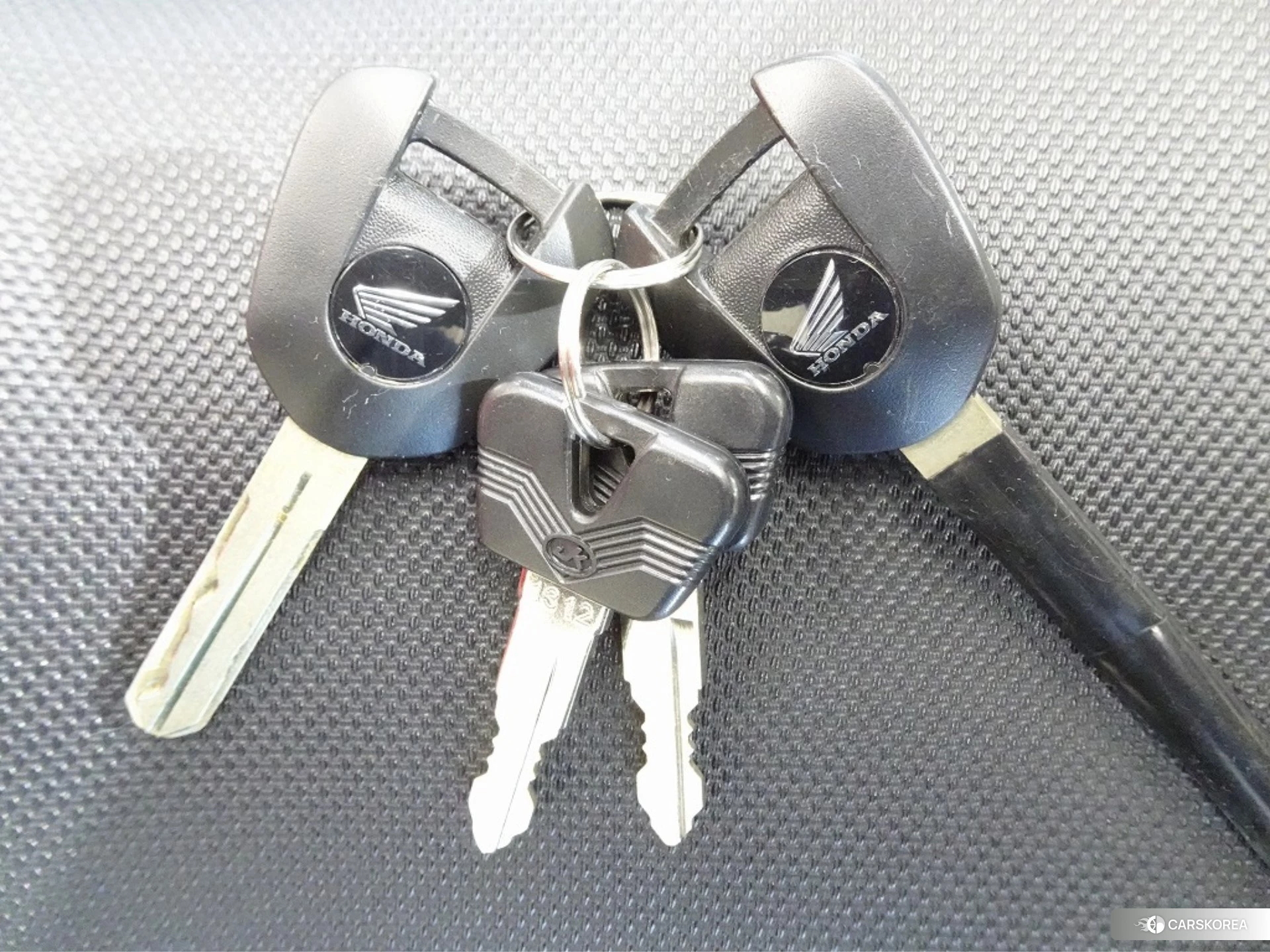 Проданный Honda CBR400R id 4184856 из Японии, фото 15