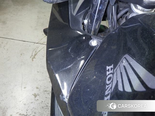 Honda CBR400R id 3947017 из Японии 15