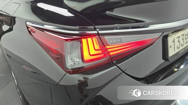 Lexus ES300h 7th generation id 4871080 из Кореи 15