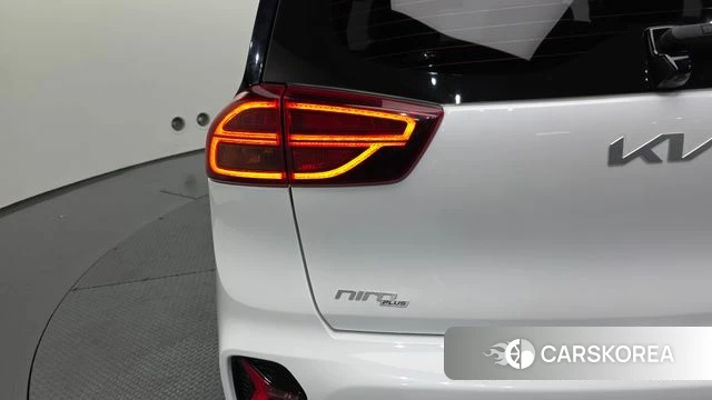 Kia Niro Plus id 4444032 из Кореи 15