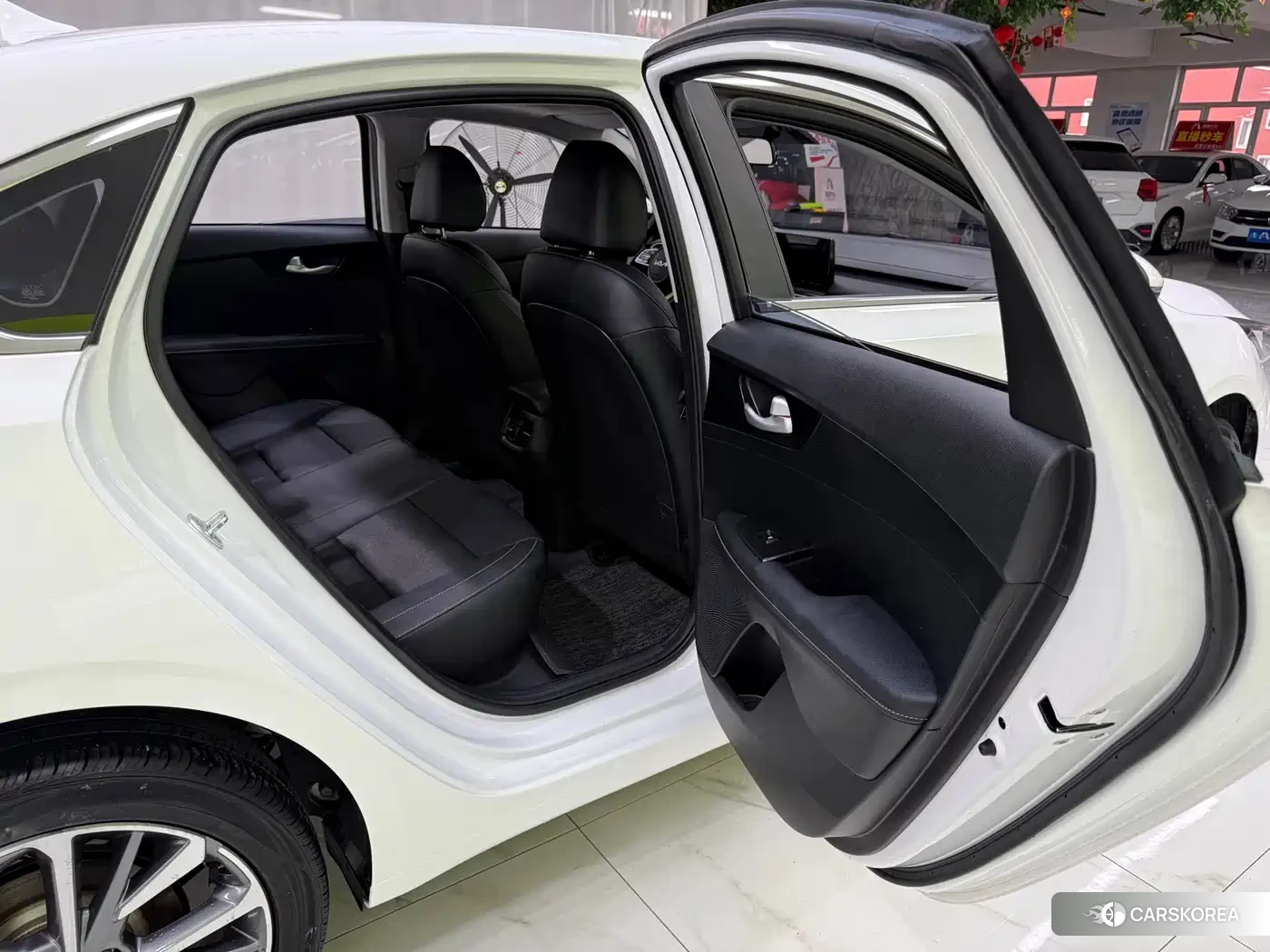 Kia K3 id 4576298 из Китая 15