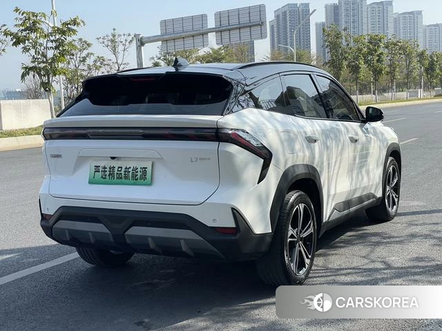 Geely Galaxy Galaxy L7 id 3907740 из Китая 15