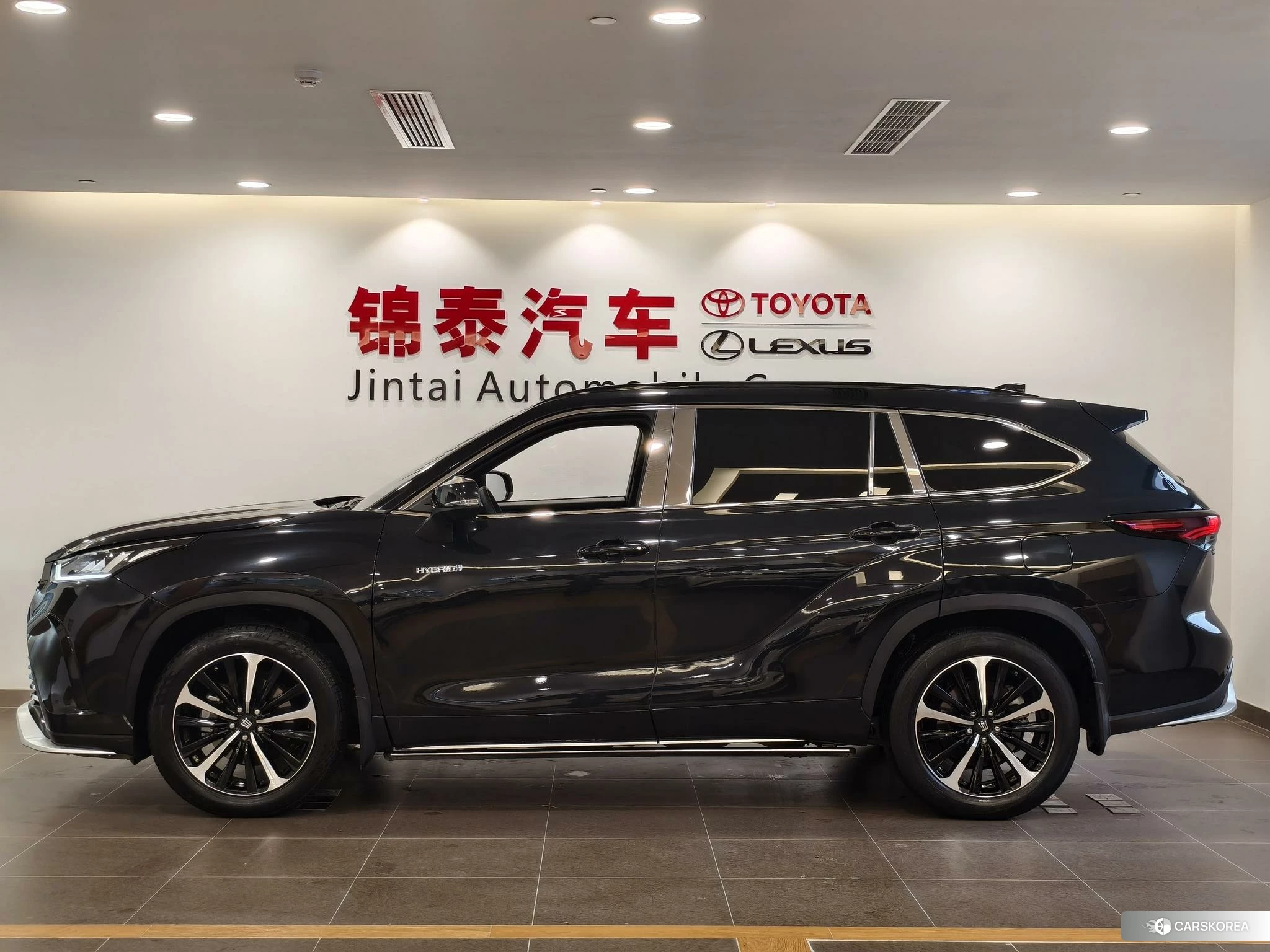 Toyota Crown id 4504753 из Китая 15