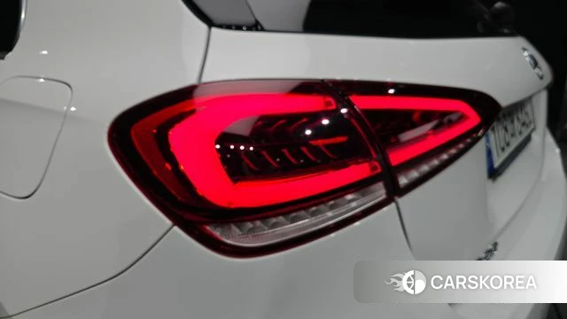 Mercedes-Benz A-Class W177 id 4389429 из Кореи 15