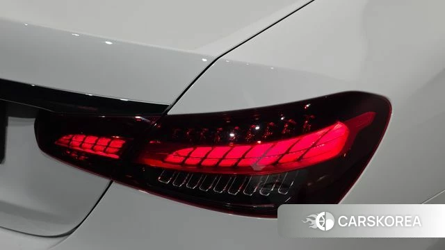 Mercedes-Benz E-Class W213 id 4763410 из Кореи 15
