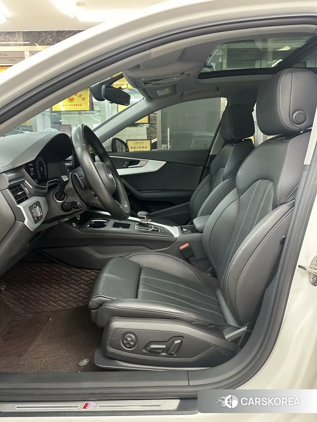 Audi A4L id 4272533 из Китая 15