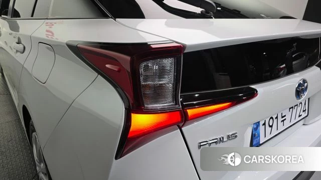 Toyota Prius 4th Generation id 4244366 из Кореи 15