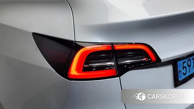 Tesla Model Y id 4706543 из Кореи 15