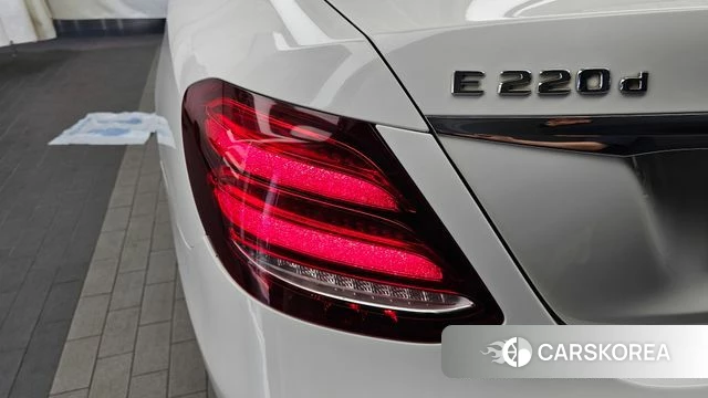 Mercedes-Benz E-Class W213 id 4496540 из Кореи 15