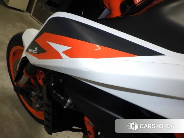 KTM 890 DUKE R id 3957894 из Японии 15