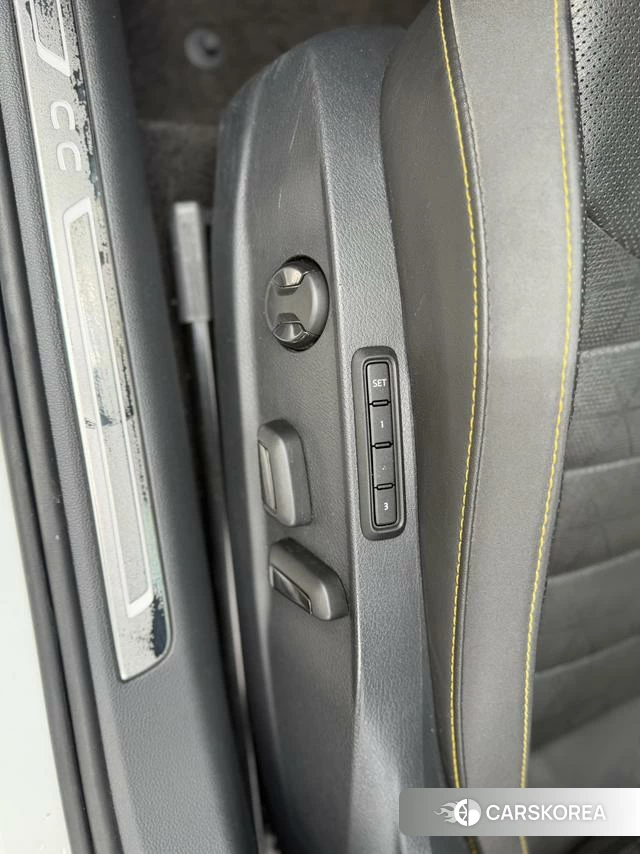 Volkswagen CC id 4255849 из Китая 15