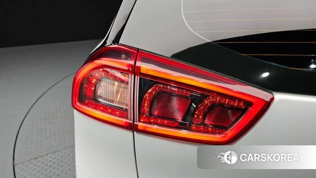 Kia Niro id 4643105 из Кореи 15