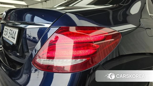 Mercedes-Benz E-Class W213 id 4471729 из Кореи 15