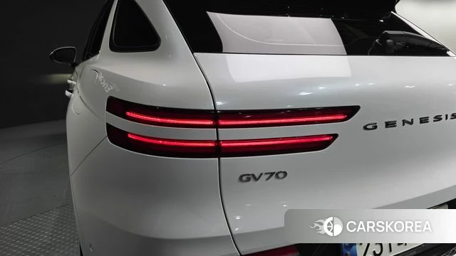 Genesis GV70 id 4608198 из Кореи 15