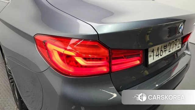 BMW 5 Series (G30) id 4410794 из Кореи 15