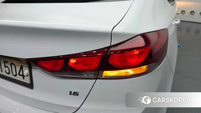 Hyundai Avante AD id 4615383 из Кореи 15