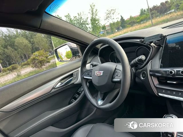 Cadillac CT5 id 4208873 из Китая 15