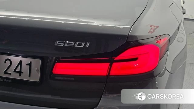 BMW 5 Series (G30) id 4917645 из Кореи 15
