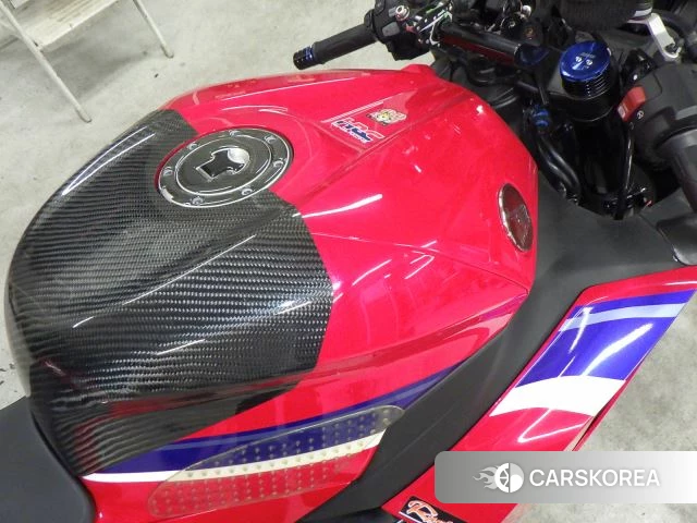 Honda CBR600RR id 3950011 из Японии 15